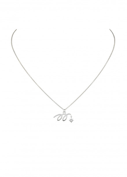 Collier pendentif MARZIA X COURBET « M » en or blanc - vue principale - Courbet - Courbet