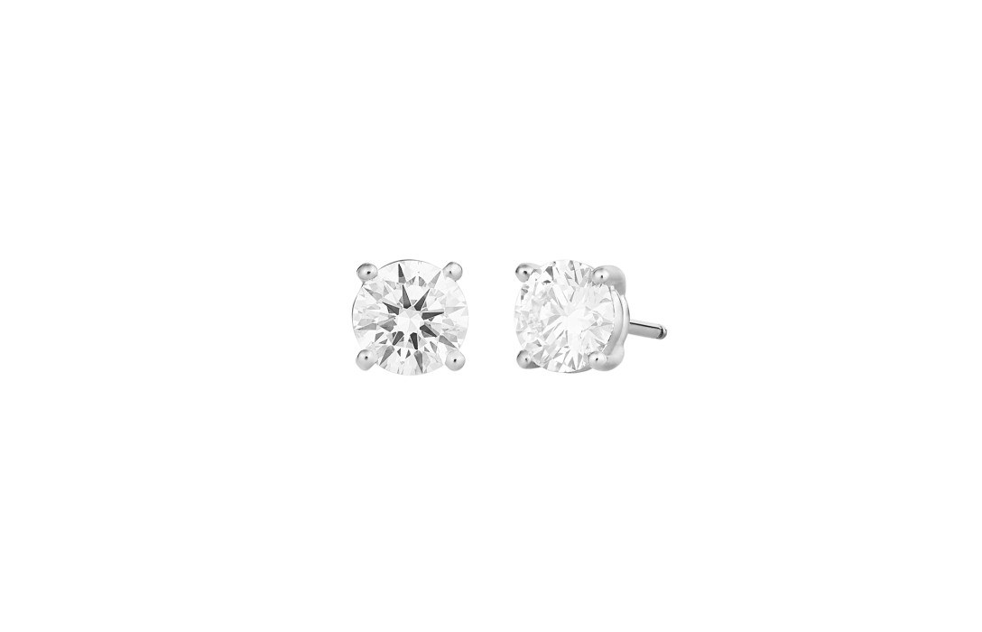 Boucles d’oreilles quatre griffes - Or blanc 18K (2,00 g), 2 diamants 0,60 ct - Courbet