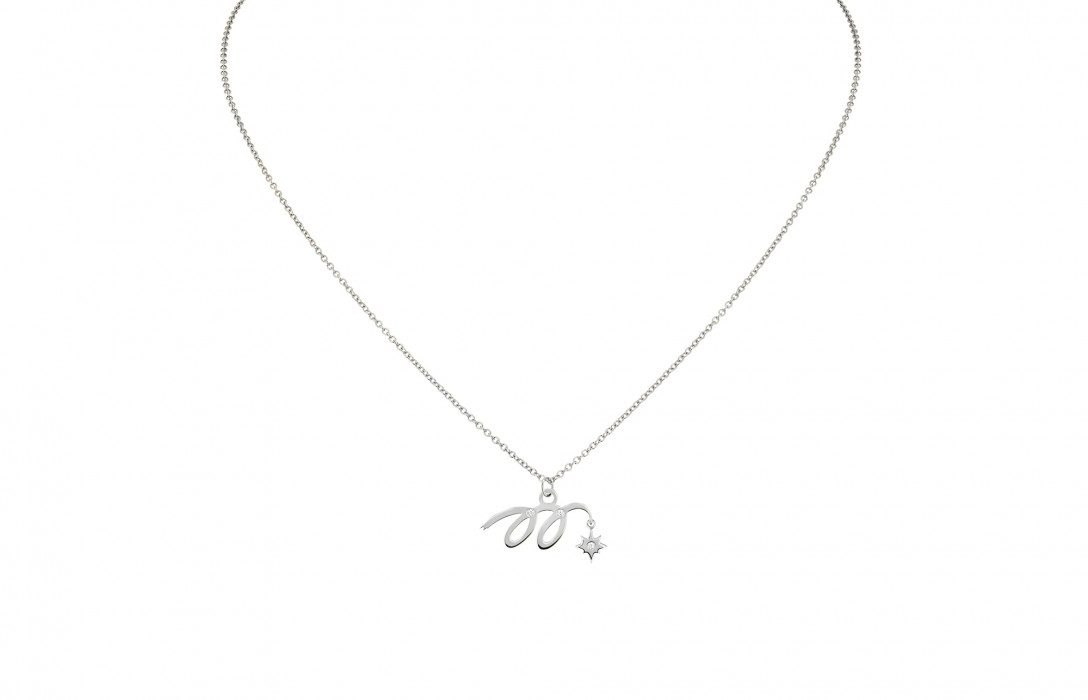 Collier pendentif MARZIA X COURBET « M » en or blanc - vue principale - Courbet - Courbet