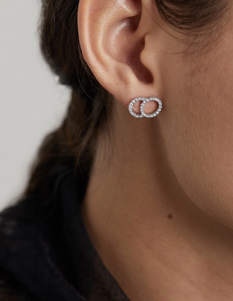 Boucles d'oreilles puces CELESTE GM pavées en or blanc - Courbet