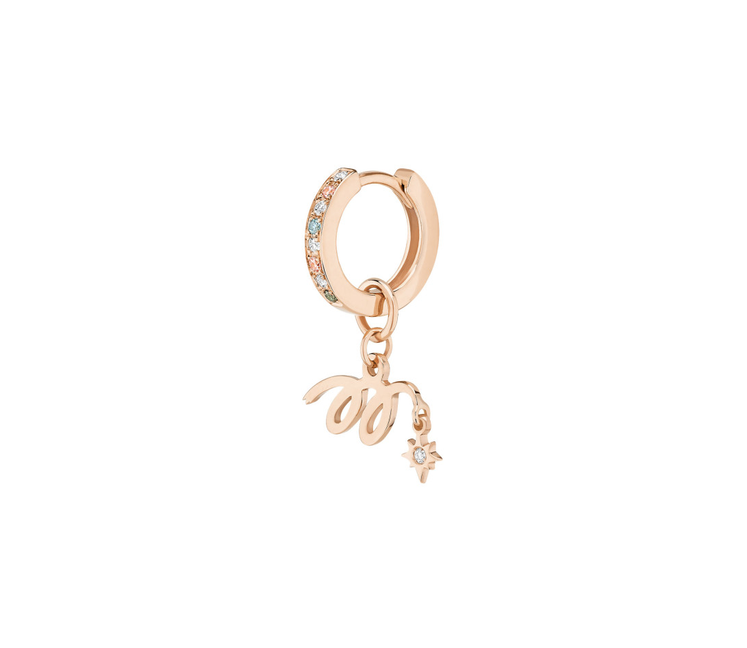 Mono boucle d’oreille créole MARZIA X COURBET « M » en or rose - packshot 2 - Courbet