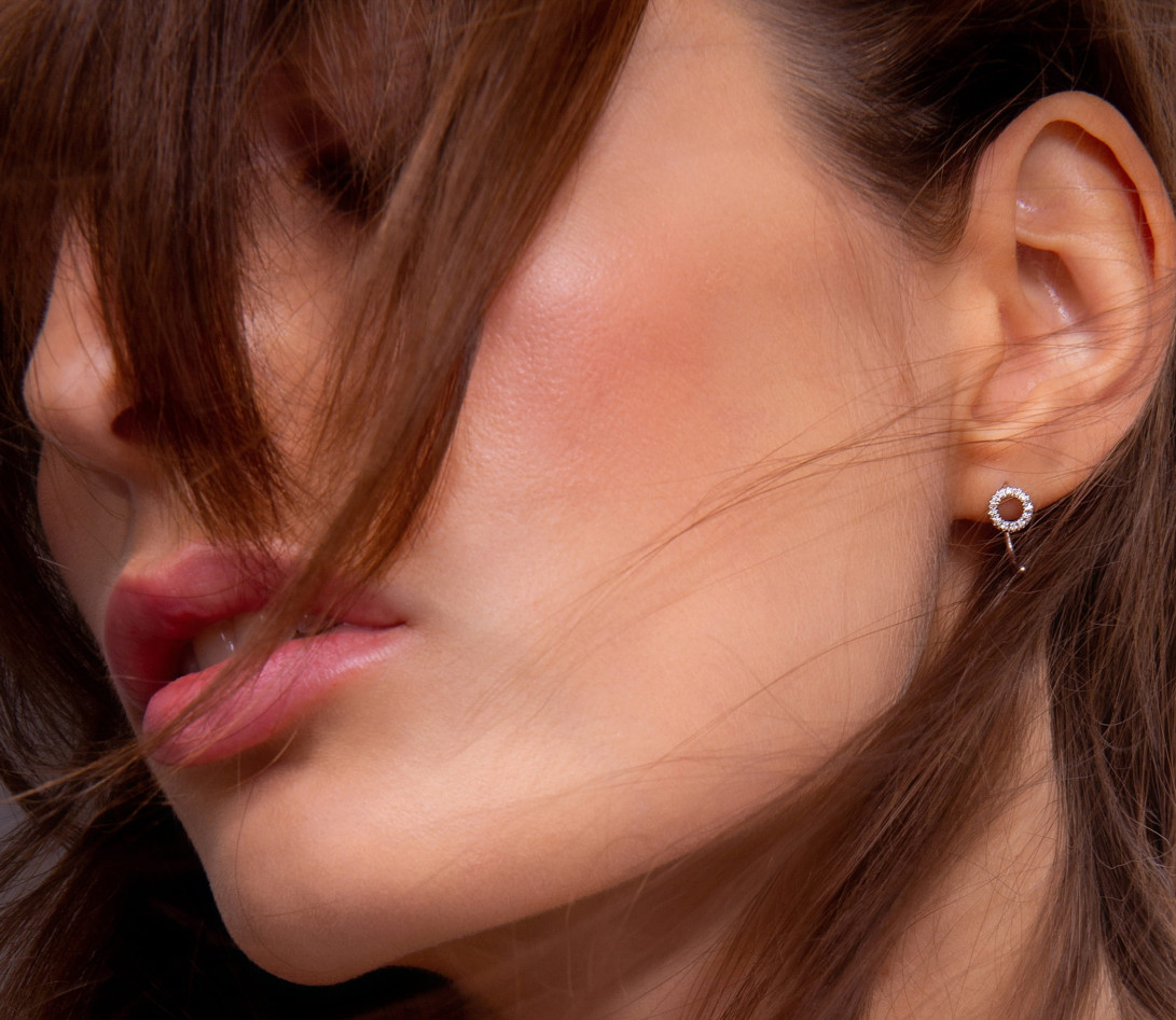 Boucles d’oreilles - Or blanc 18K (1,50 g), diamants 0,12 cts